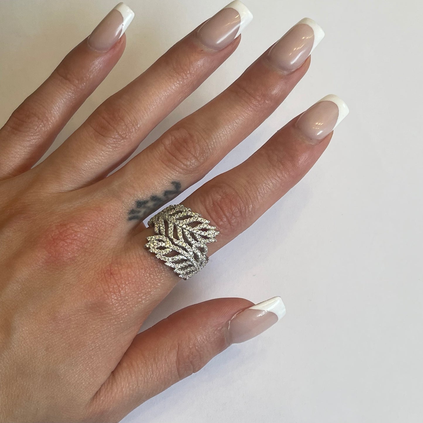 Luxury Leaf Ring