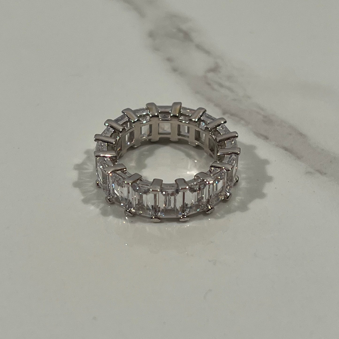 Royale eternity baguette ring gold/silver