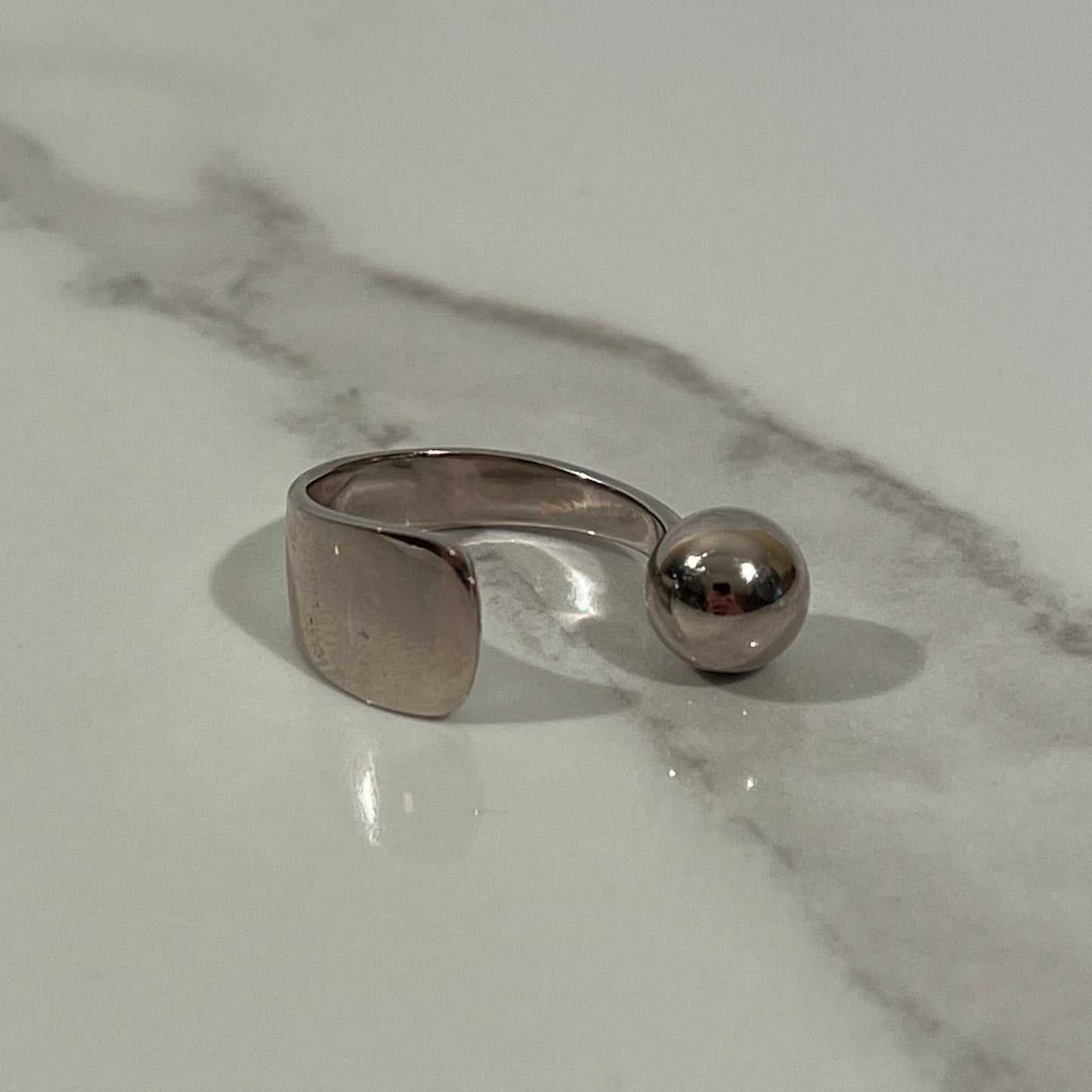 Sphere of serenity wrap ring