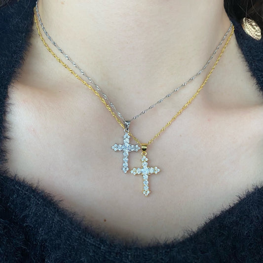 Lisette cross necklace gold